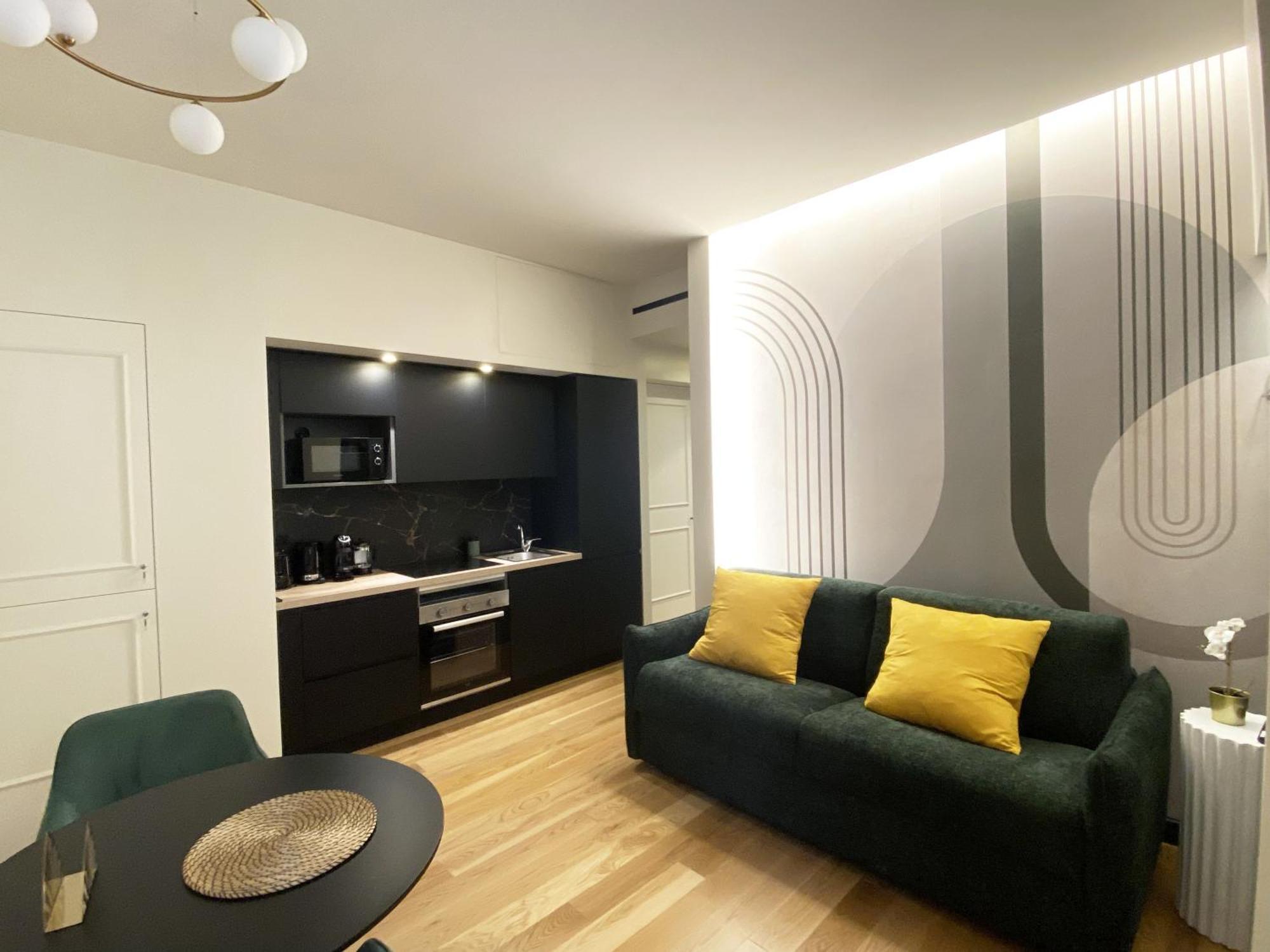 Iconic San Giovanni - House With Private Parking Rom